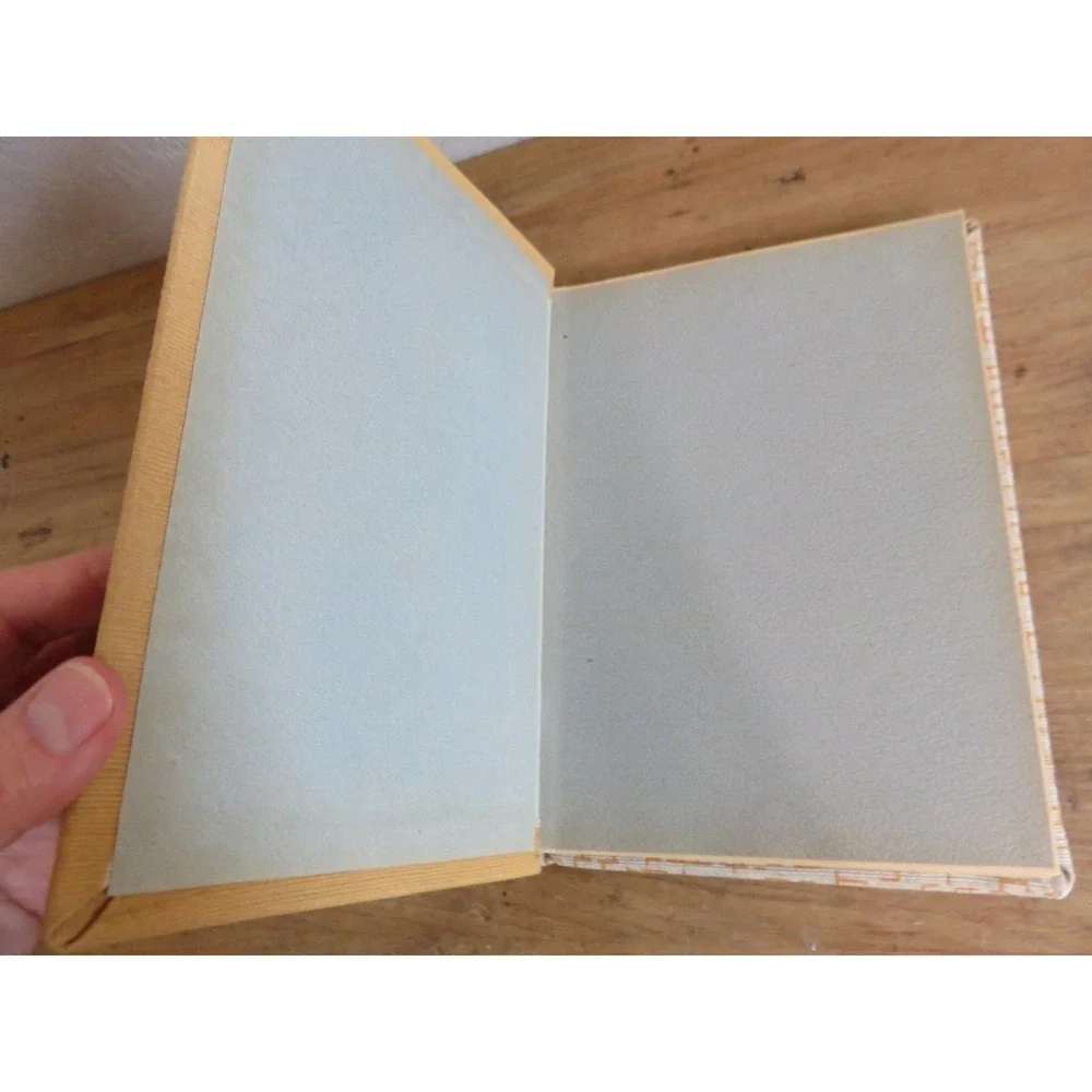 Shiko Munakata Purple Sleeves Hardcover Art‎ Unlined Sketchbook Journal Japan